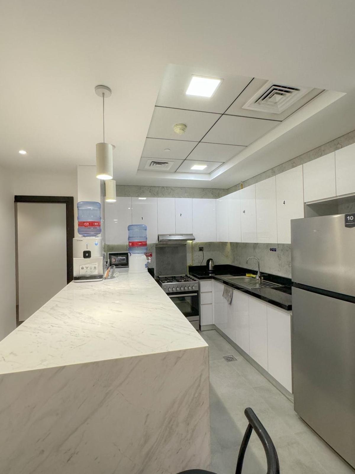 With Private Near Downtown Business Bay Dubaï