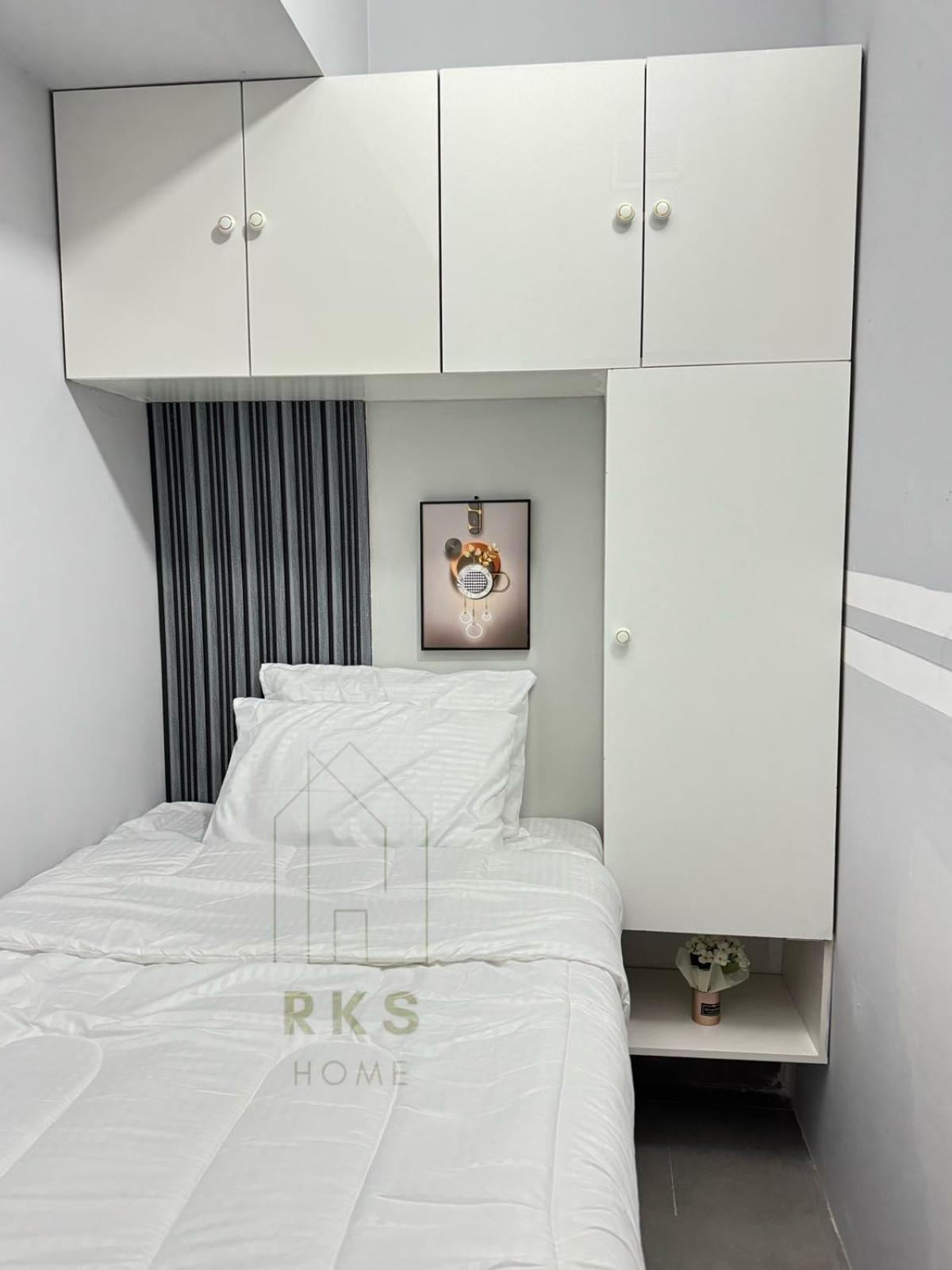 With Private Near Downtown Business Bay * Dubaï