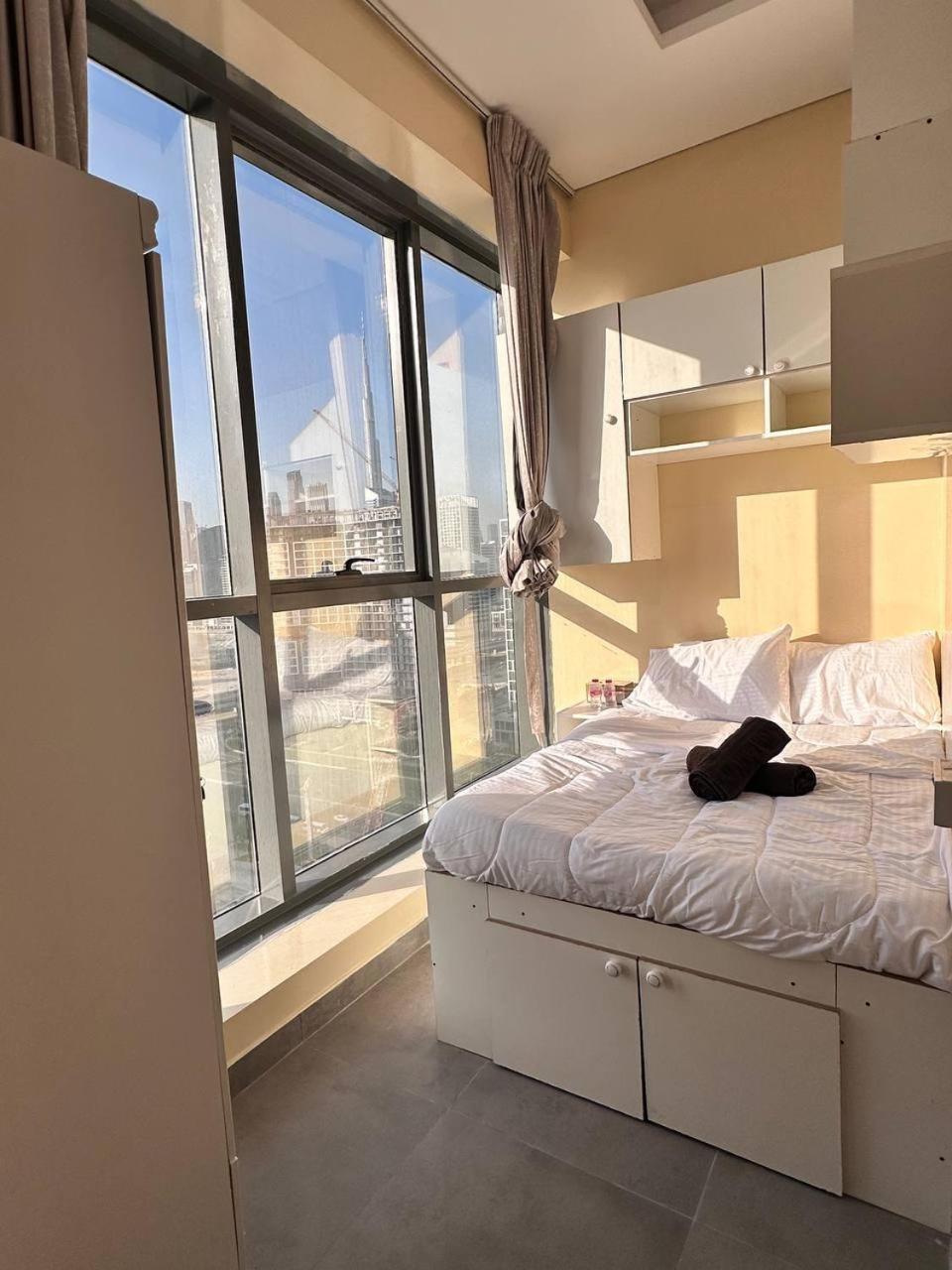 With Private Near Downtown Business Bay Dubaï
