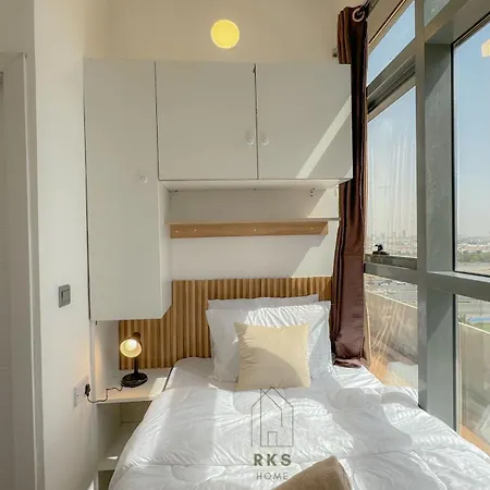 Hostel With Private Room Near Downtown Business Bay Dubai Exterior photo