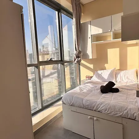 Hostel With Private Room Near Downtown Business Bay Dubai Exterior photo