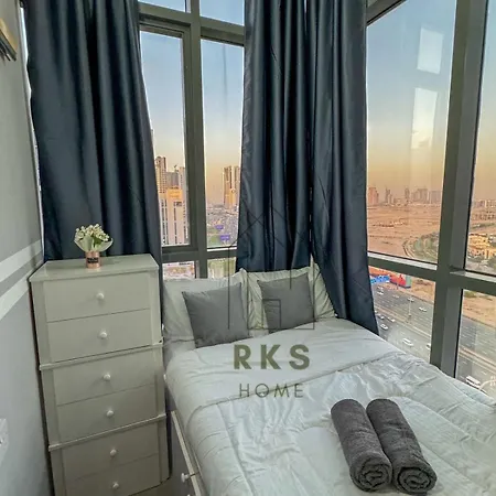 Hostel With Private Room Near Downtown Business Bay Dubai Exterior photo