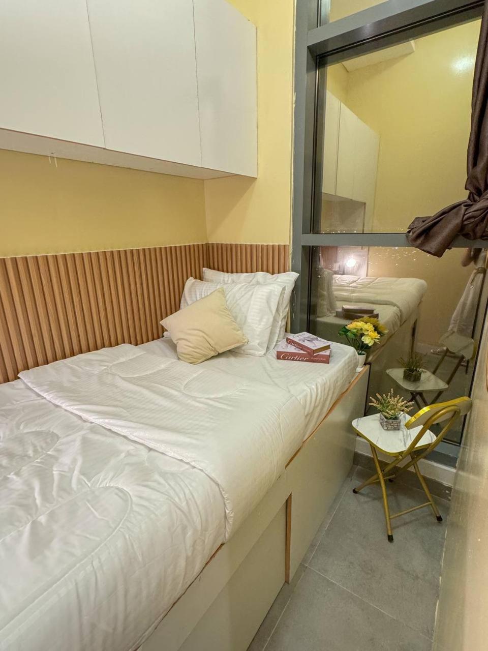 With Private Near Downtown Business Bay Alloggio in famiglia