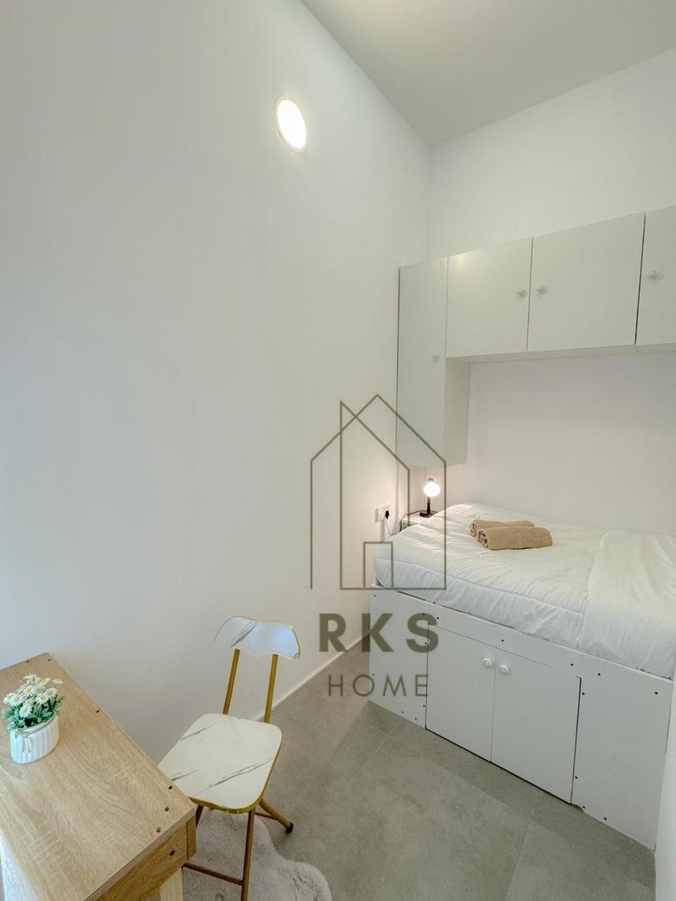 With Private Near Downtown Business Bay Alloggio in famiglia *