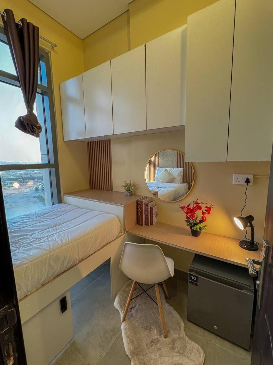 With Private Near Downtown Business Bay * Dubai