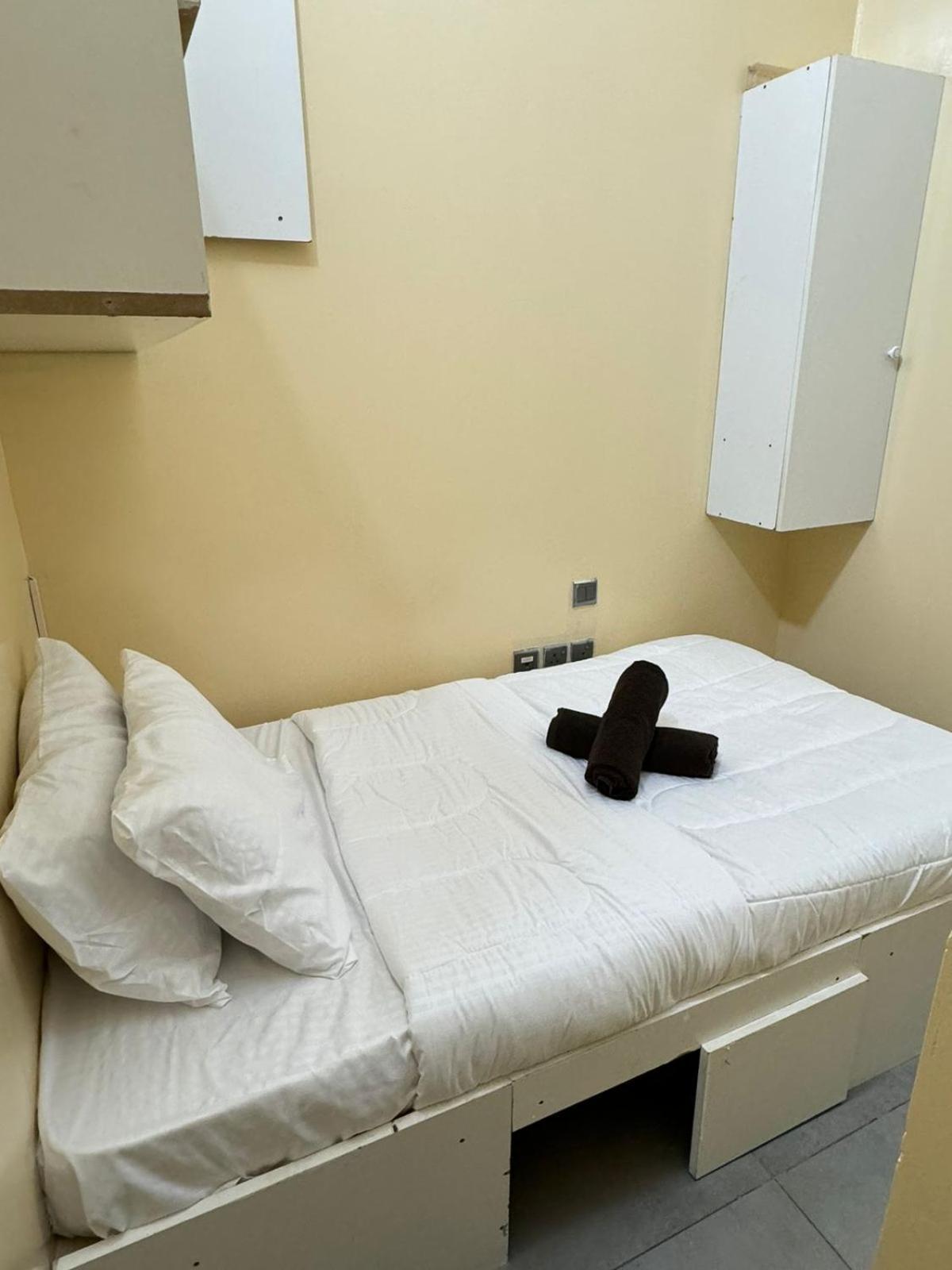 Homestay With Private Near Downtown Business Bay